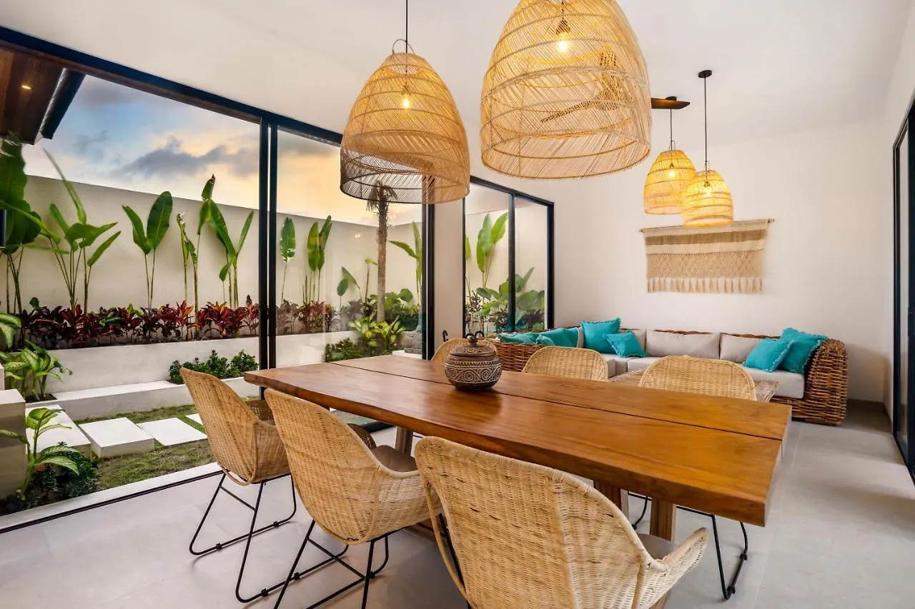 Villa Crystal Lagoon By Balisuperhost Ubud